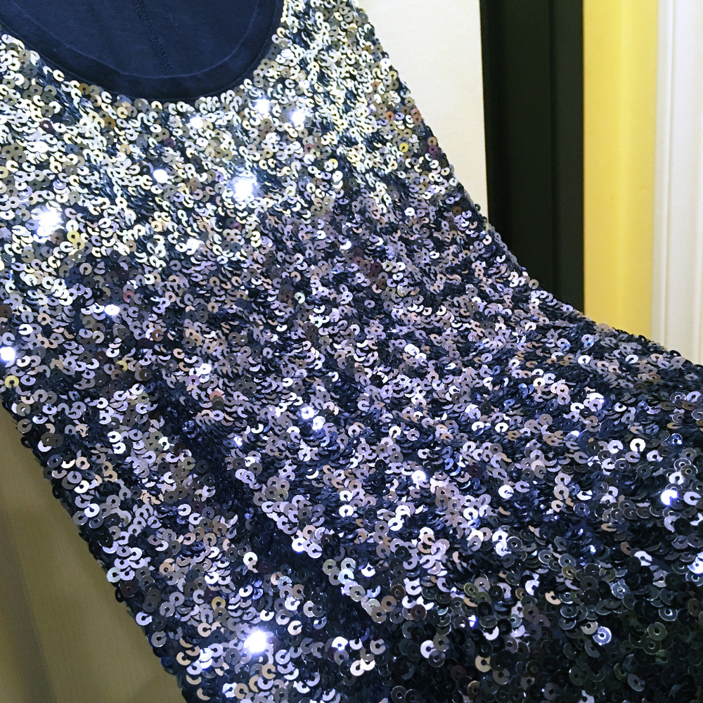Express Navy Blue Sequin Tank Top Size X Small - Picture 8 of 8